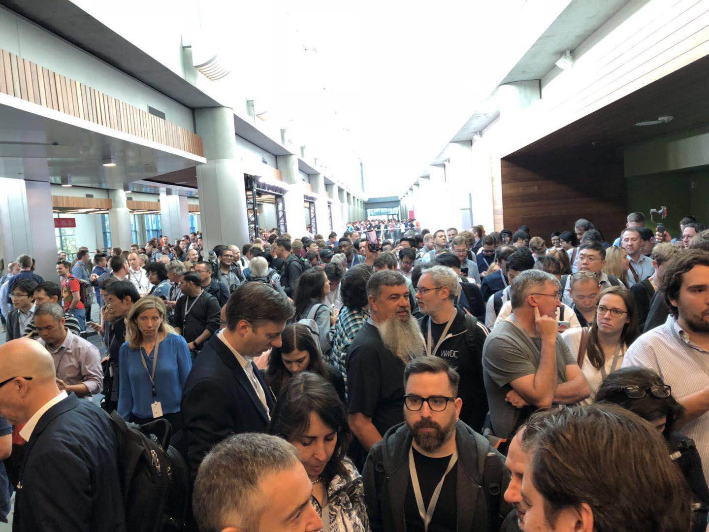 全程直播 | 走进苹果WWDC 2018开发者大会现场