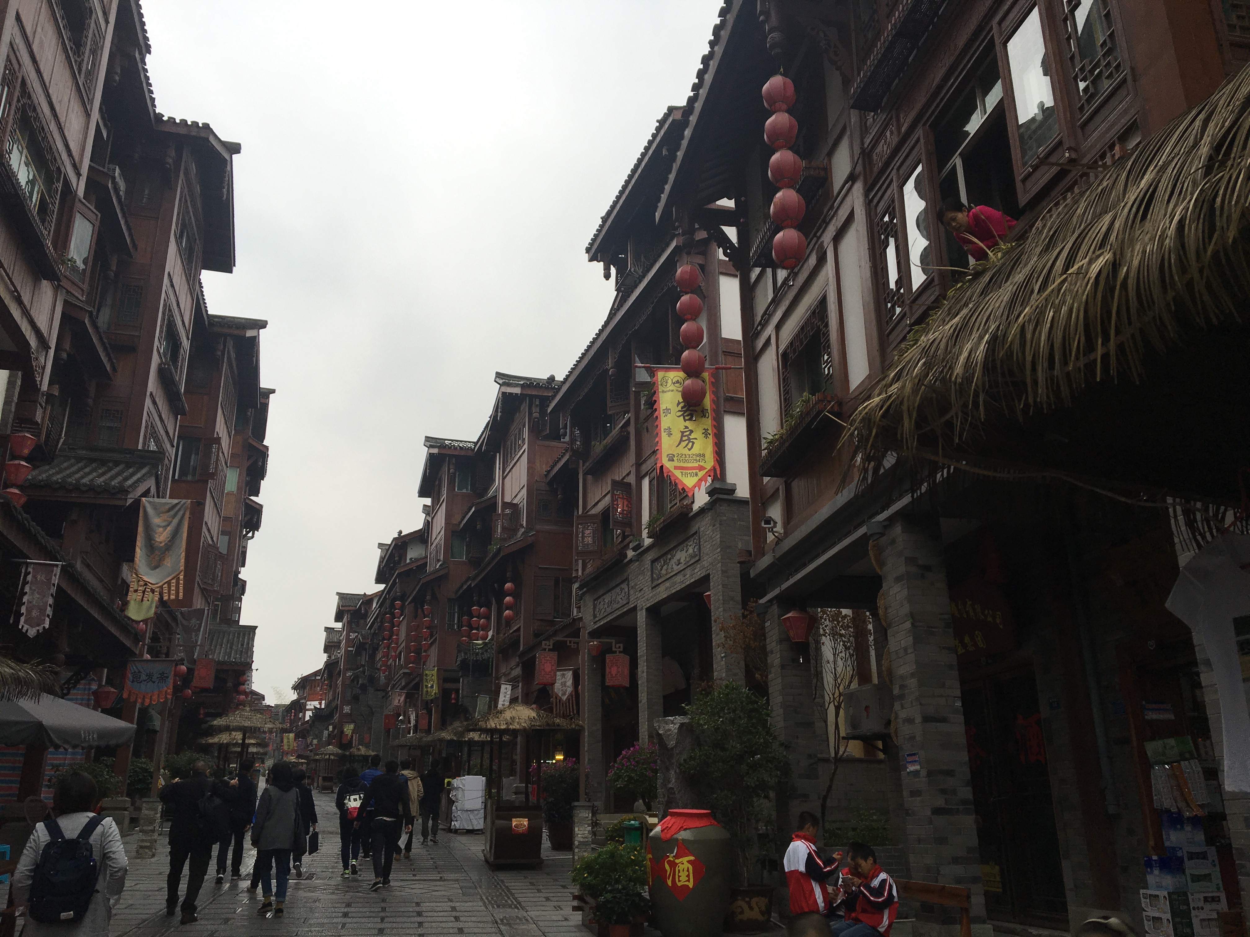 早早拿了预售榜第一，这些老字号也在加码电商 | 双11的新边界④