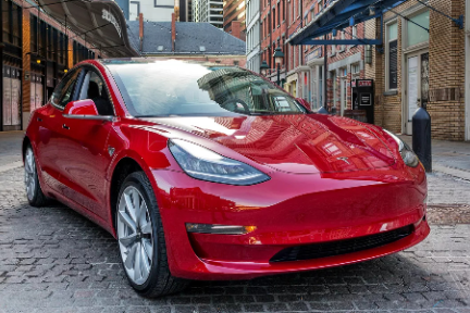 特斯拉Model 3旗舰将至，但Solarcity引发的债务问题可能更重要