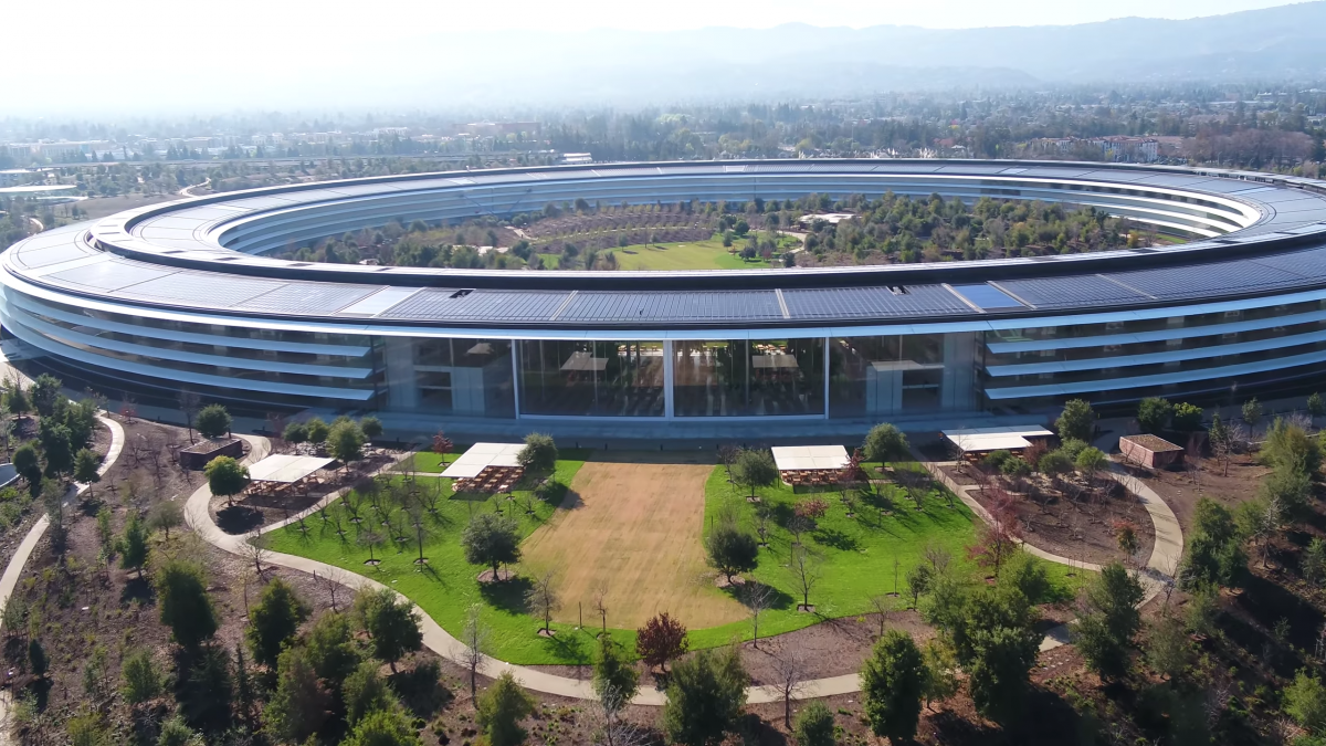 苹果新总部Apple Park已完工，员工曝光了“宇宙飞船”一系列内景图 | 图说