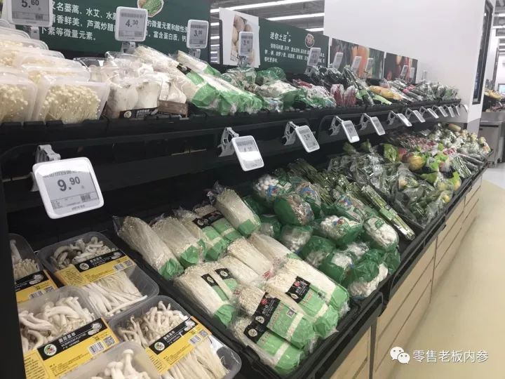 物美新零售体验店有三大变化！“多点+物美”能与盒马鲜生抗衡？