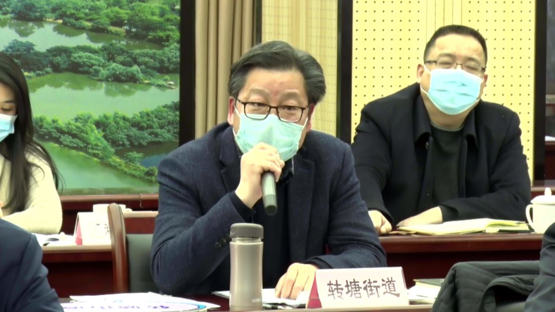 上峰老总_时代峰峻老总李飞图片(2)