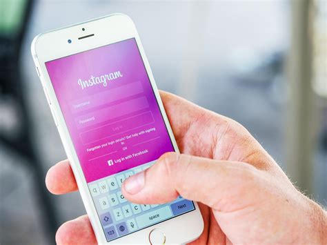 Instagram 上，类似于“微商”的模式正在疯狂生长