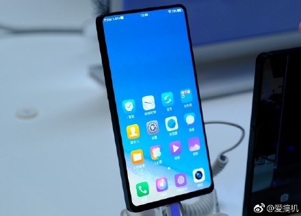 「苹果明年推真正全面屏iPhone 要放弃“刘海”·谈资」3月8日