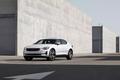 脱胎于沃尔沃的Polestar 2浮出水面，它真能挑战Model 3吗？