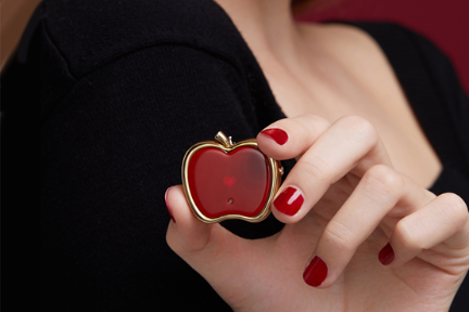 瞄准女性安全市场，totwoo发布物联网女性紧急求助饰品，售价 559元起