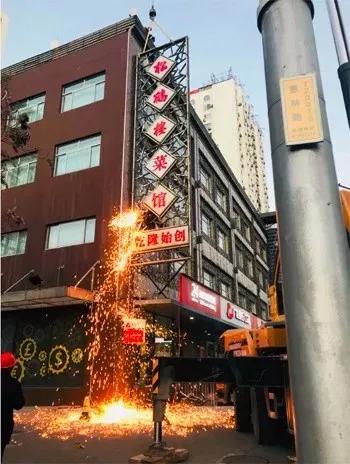 八万多块广告牌被拆除，亮出“天际线”的北京到底美不美？