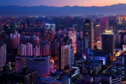 万科的年报里，写满了求生欲