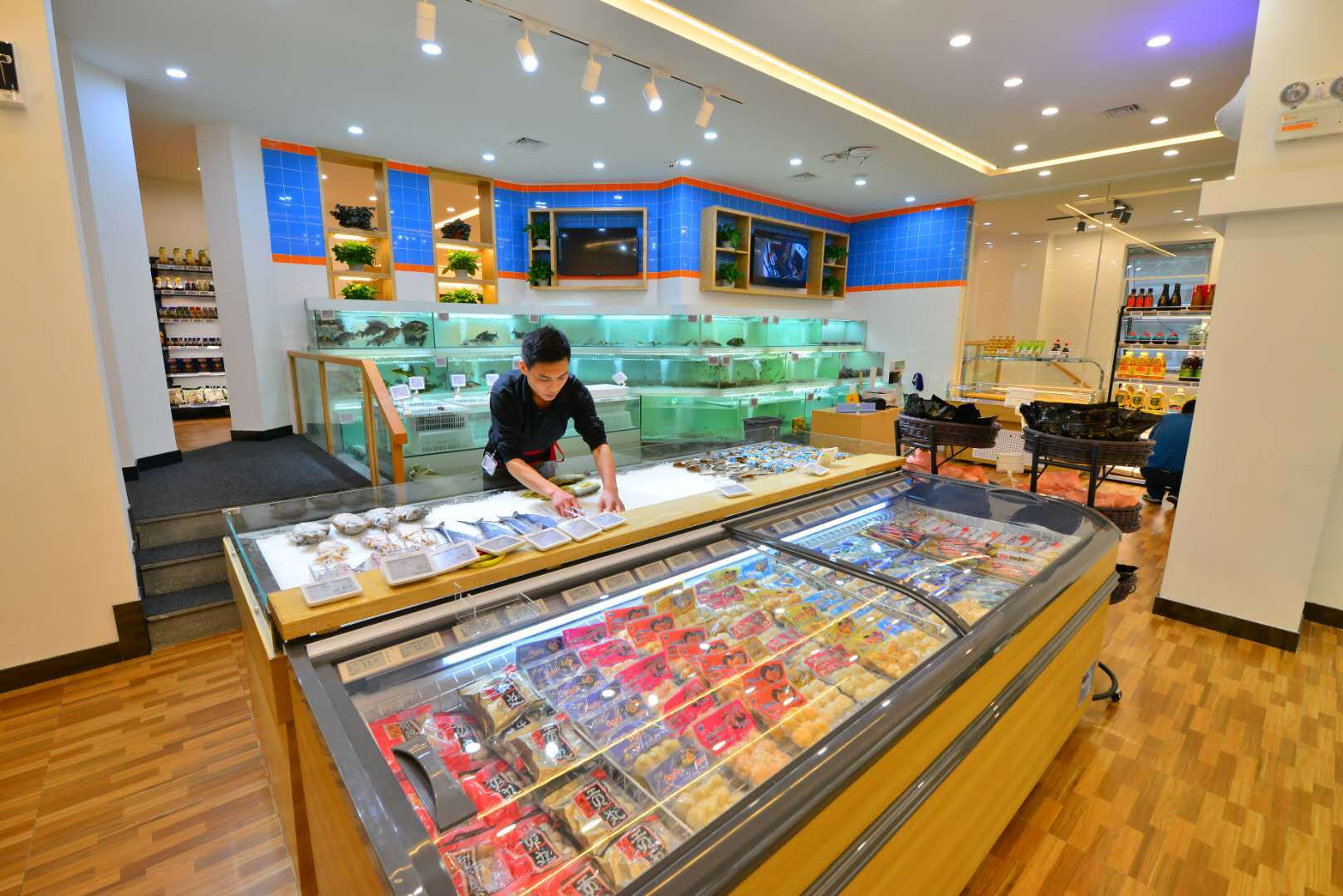 社区生鲜新业态崛起，「花样菜场」用个性化服务打造差异化