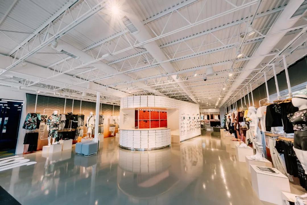 年轻人不爱逛商场了？这些好玩、好逛、好买的店才会让人走出家门