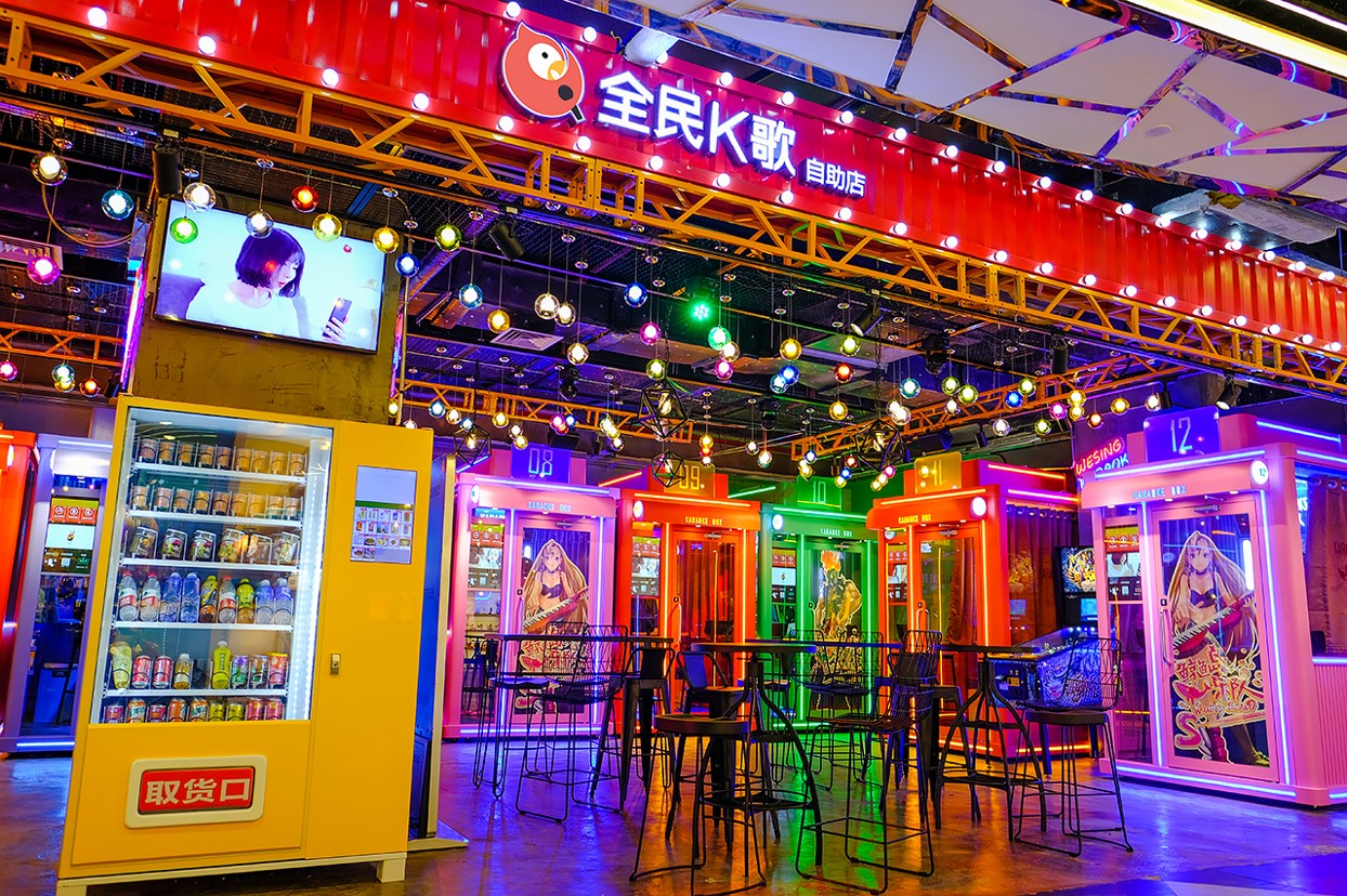 腾讯系「全民K歌」打算开300家自助K歌店，这和传统KTV、迷你KTV都不太一样-36氪