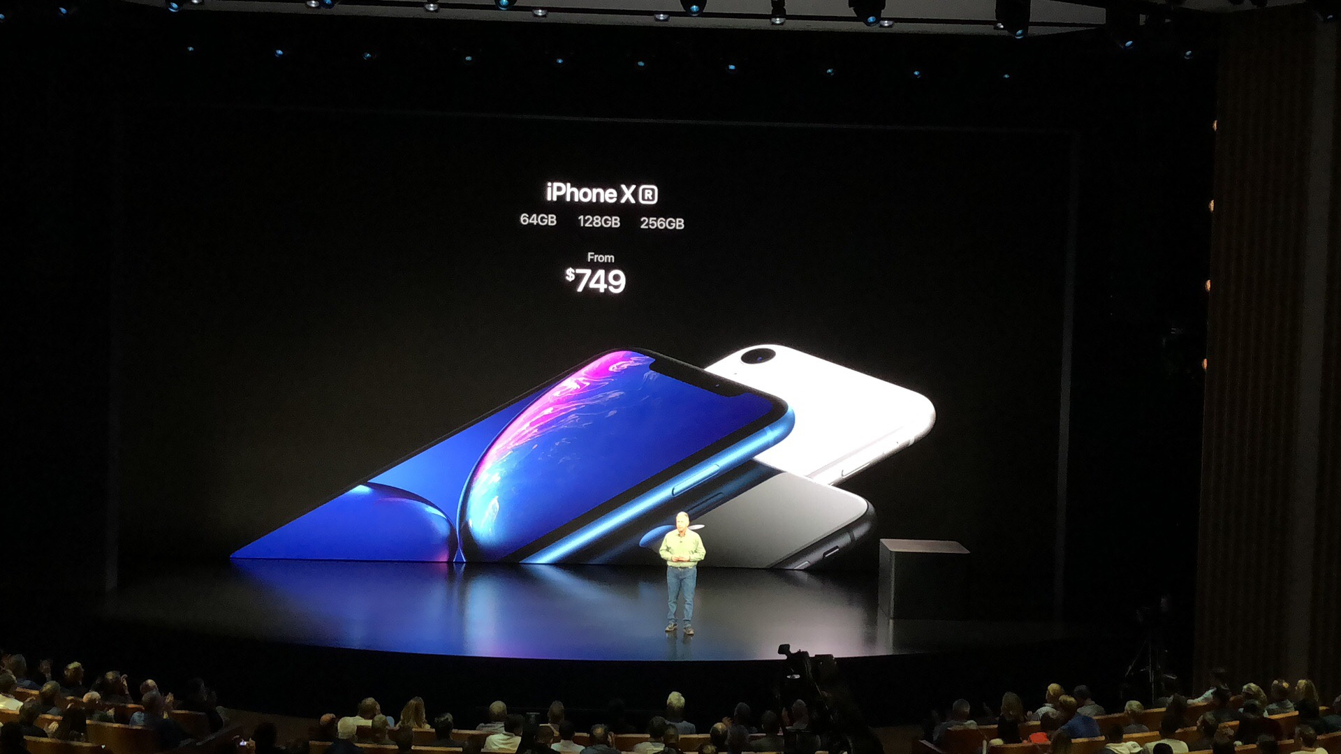 02:39 公布新iphone售价