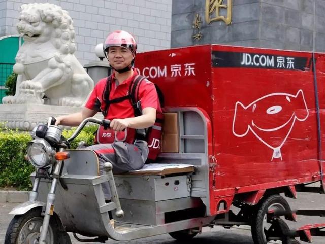 “神狗”大战背后，京东的现金流焦虑