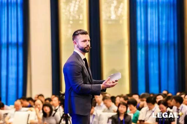 如果 23% 的律师工作将被 AI 取代，法律界该如何创新