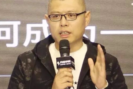 杨守彬：IP就是蒸在锅里的螃蟹，想红就必须忍着