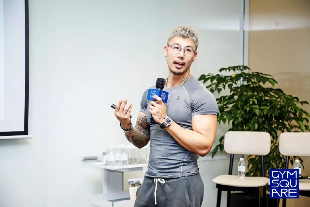 社交货币运动空间健身房快步走进商业地产