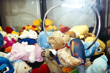 获 2 亿元 B 轮系列融资，「乐摇摇」要从娃娃机出发做线下无人设备流量入口