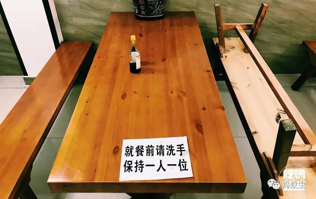 复工经济学：报复性消费难掀狂潮，但消费者行为变化蕴藏新商机