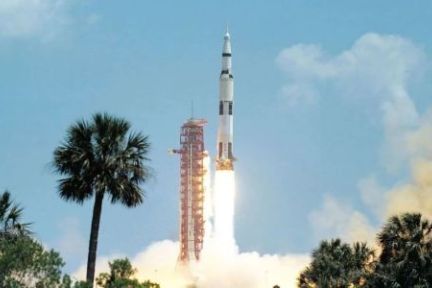 太空竞赛 2.0: 这一次，为了商业，也换了主角