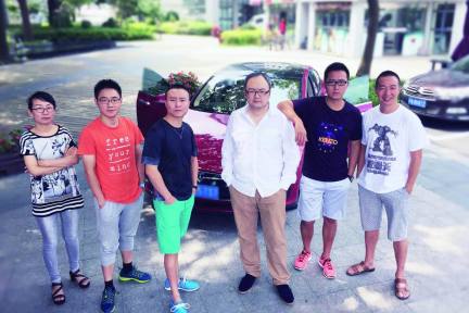 “车轮互联”关勇：我们是怎么从做“车轮查违章”开始动念做驾考O2O的