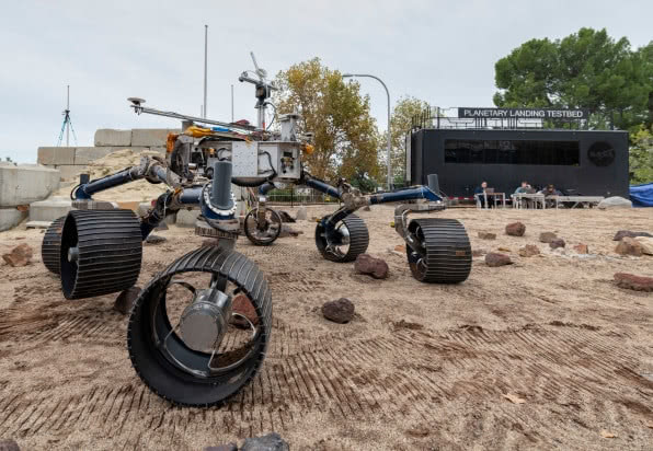 揭秘NASA“无尘室”，看火星探测车如何寻找外星生命