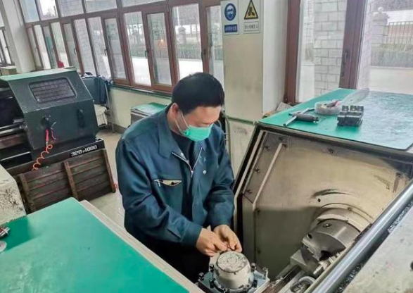 青岛高新区企业自主研发气溶胶采样器已发往武汉