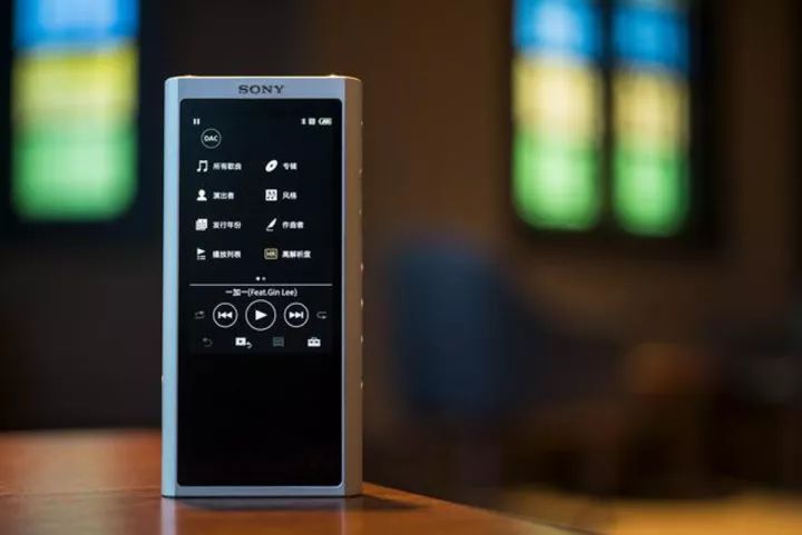 走过 38 个春秋的 WALKMAN，如何借助新入门时代完成蜕变
