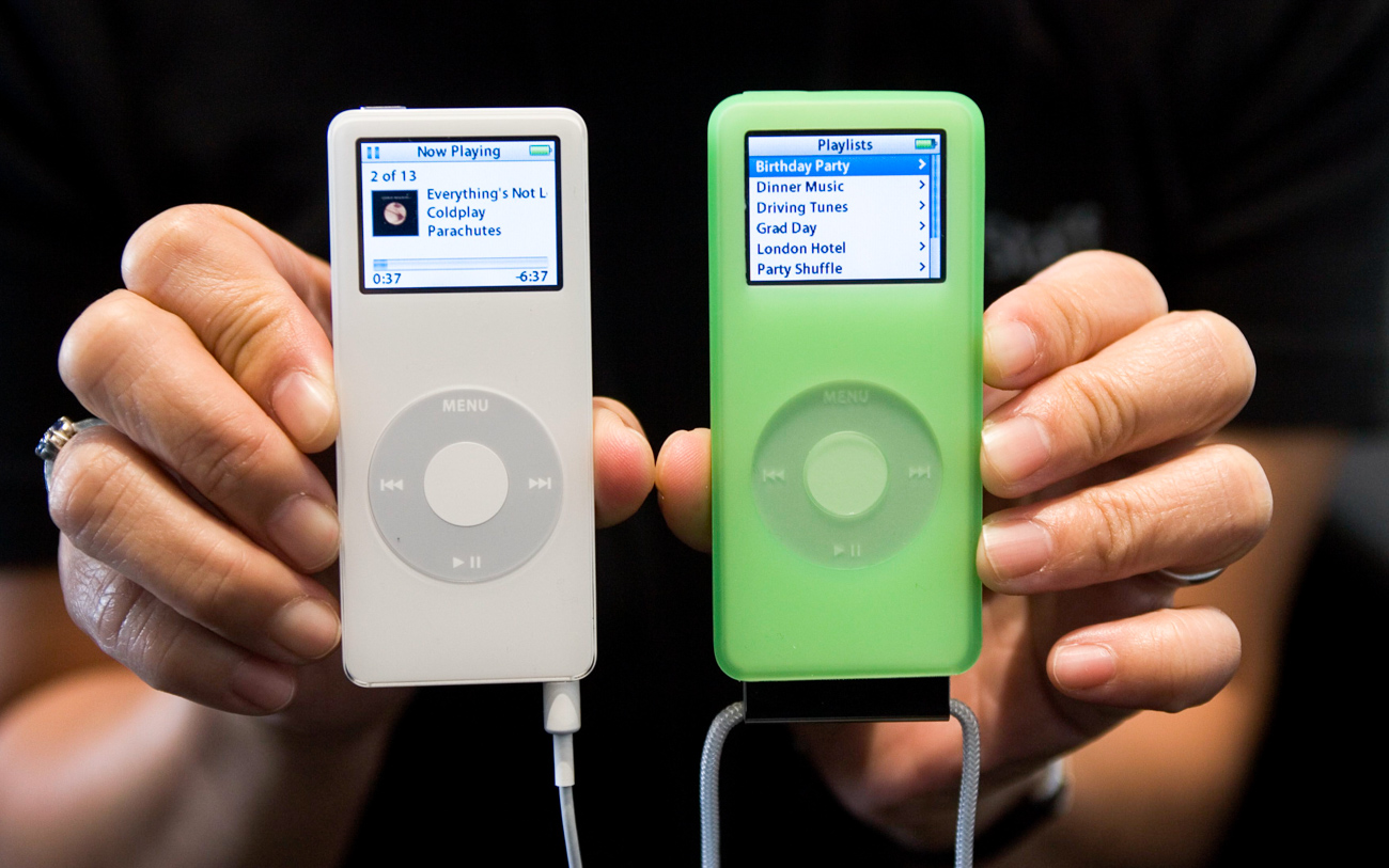 嫌iPhone保护壳太贵，不如看看15年前苹果是怎么给iPod做配件的