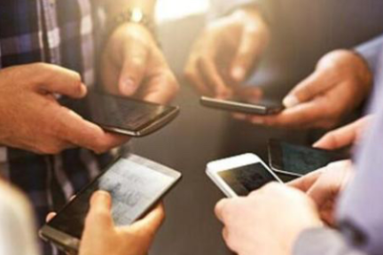 趣头条狂奔上市