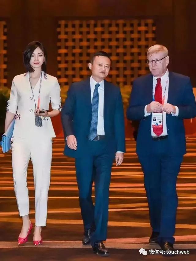 自称“阿里离职女高管”却惨遭前同事打脸：她就是被裁掉的