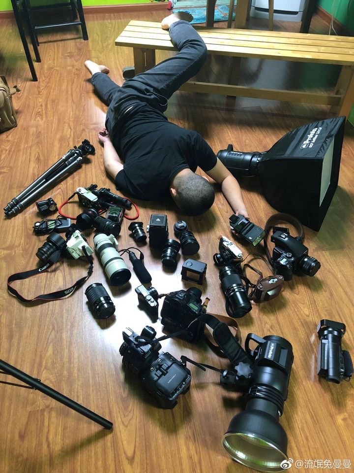 从Ins火到微博，“扑街炫富”这股妖风有多魔性？