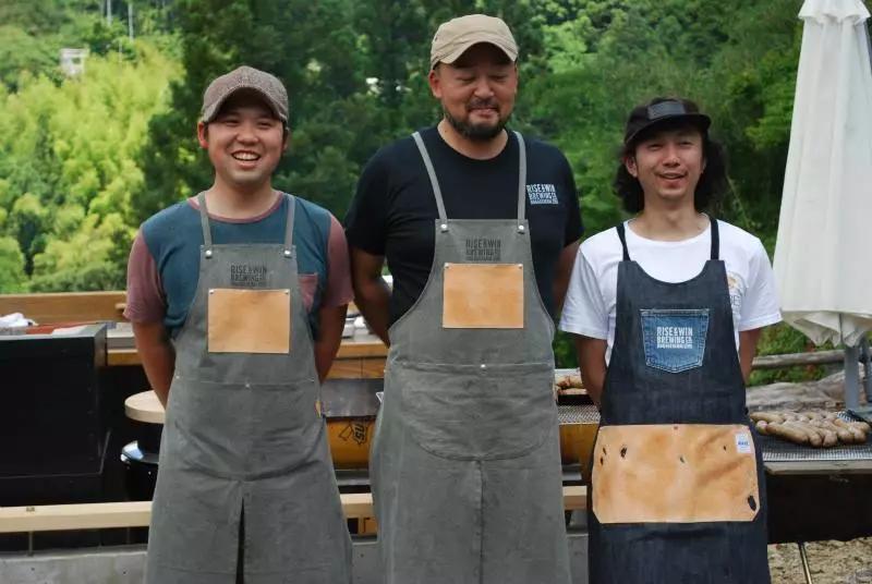 日本隐世山林中，竟藏着一间用废料筑起的精酿啤酒屋