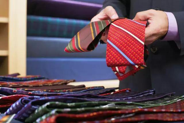 穿错衣服毁掉面试? 面试着装禁忌你注意到了吗?