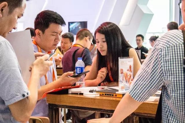2017上海国际商业年会，迈外迪想用智慧门店解决方案创造新零售商业生态