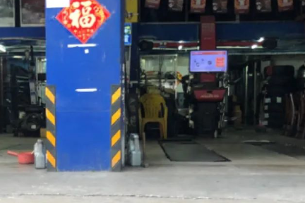 互联网养车加盟费“跳水”：我跟你谈机遇，你跟我说三思？