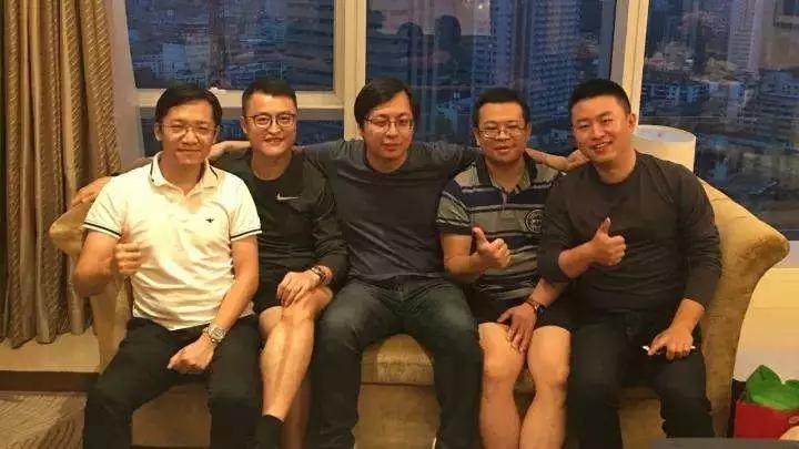 生死倒计时300 天，无人货架没有赢家