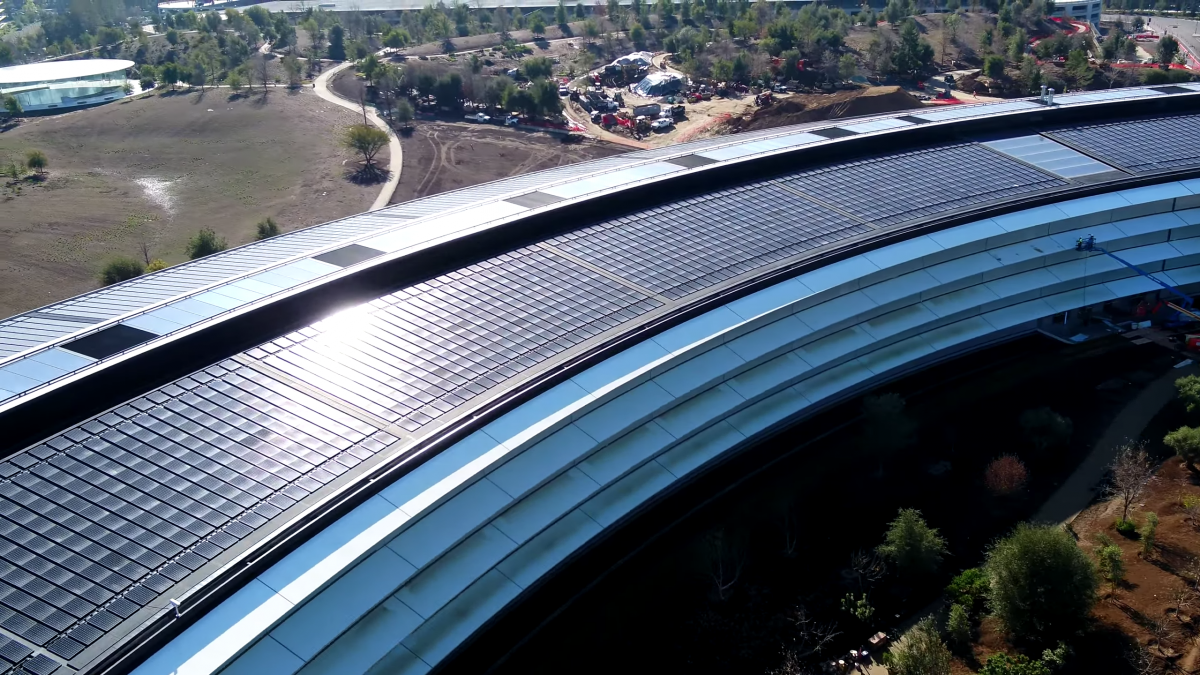 苹果新总部Apple Park已完工，员工曝光了“宇宙飞船”一系列内景图 | 图说