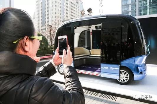《连线》杂志专访李彦宏：百度all in AI 欲引领智能革命