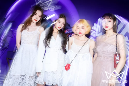 2020，电商直播从魔幻到现实