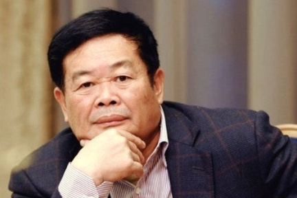 “老司机”曹德旺二十年海外投资图谱