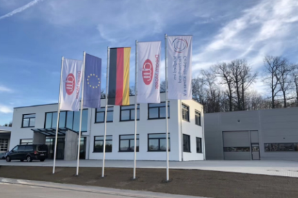 跨越7个时区：百亿新风生意