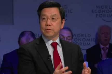 达沃斯论坛激辩：如何为人工智能制定规则