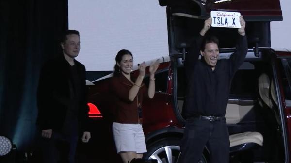 特斯拉 CEO 关于 Model X 的产品反思