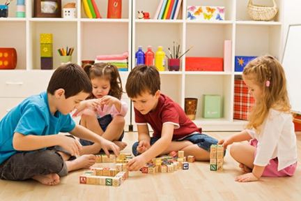 直播课堂+多媒体交互，成长保要改善儿童的思维能力