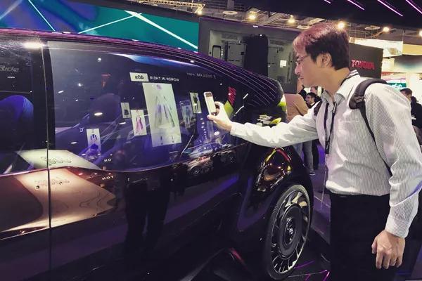 硬件、交互与服务，从CES看汽车显示屏三大发展趋势