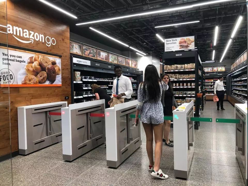 超市越来越智能了，但购物真的更加便利了吗？