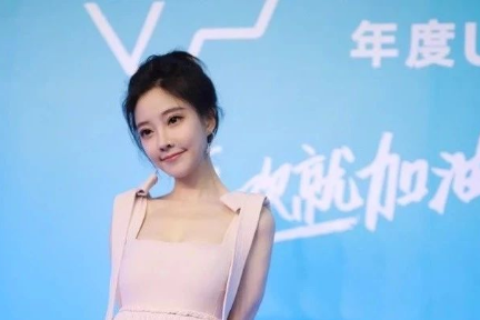 冯提莫：从斗鱼到B站，半部网红转型史