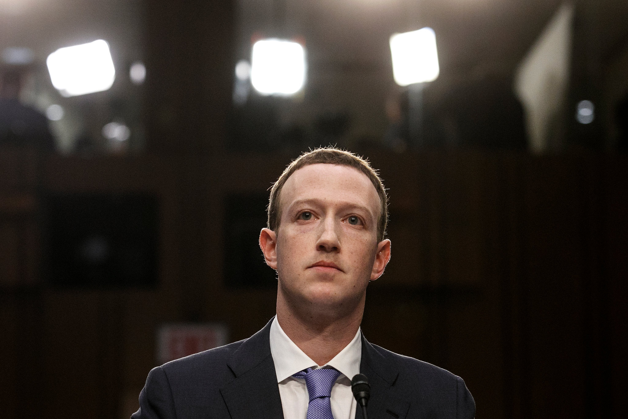 Facebook 联合创始人发长文：是时候拆分公司了