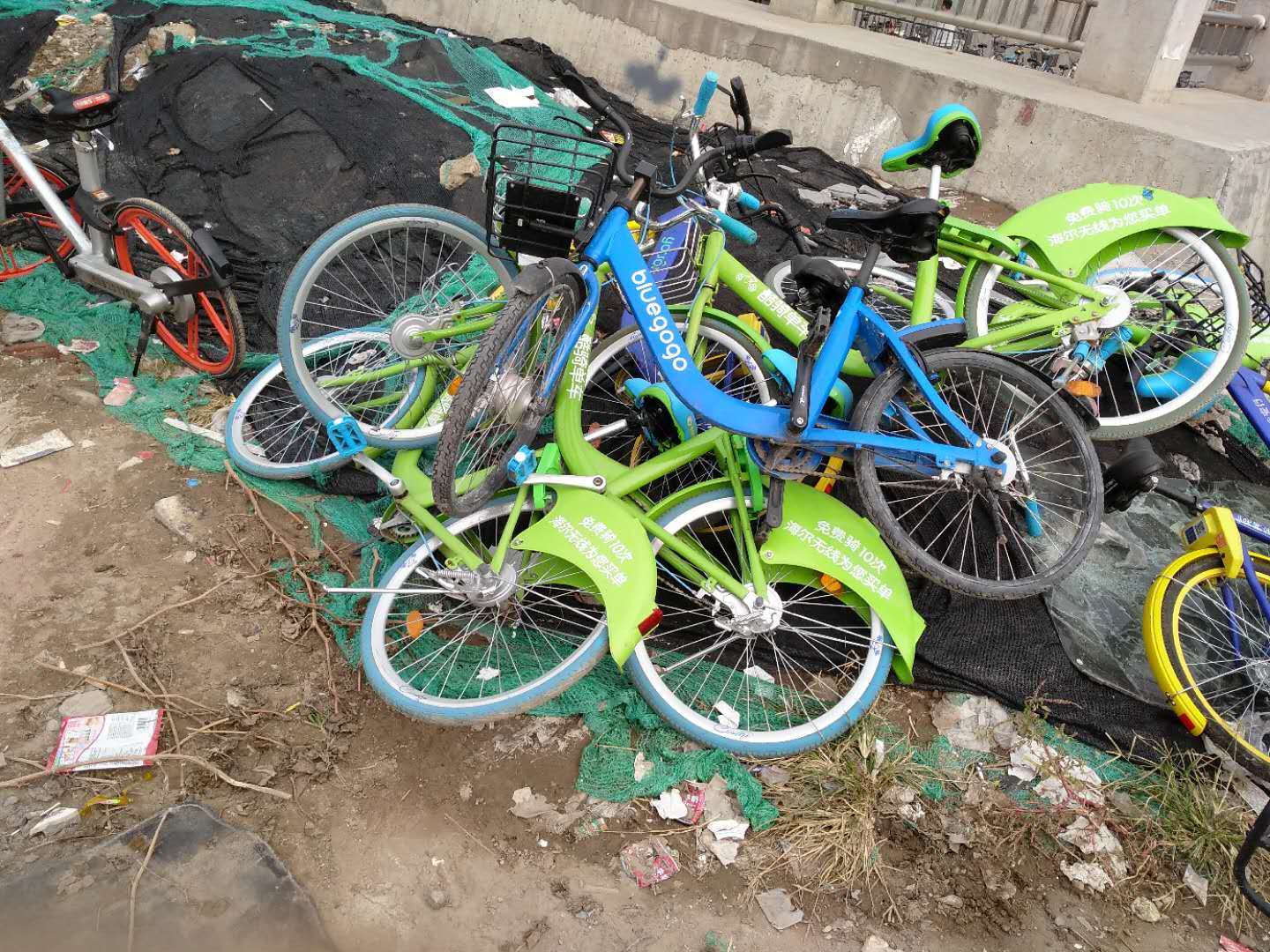 那些烂尾的共享：企业退场后留下一地鸡毛