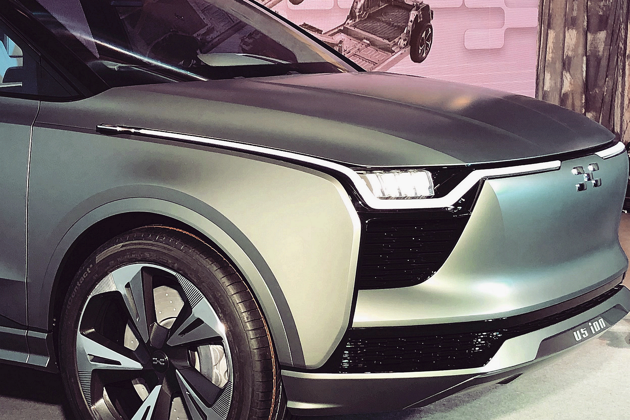 爱驰汽车首款产品U5 ION亮相，有哪些亮点？面临哪些挑战？